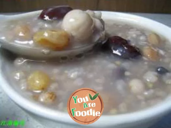 Congee with Nuts and Dried Fruits