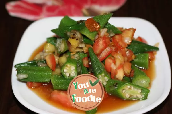 Tomato oil vinegar sauce with okra