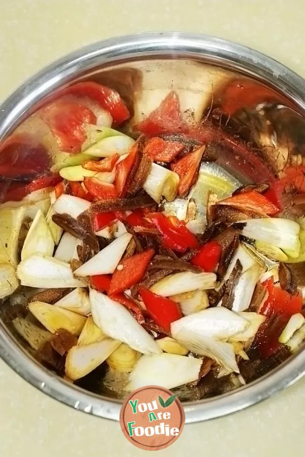 [mixed fish seeds] - a highly nutritious cold dish with delicious taste