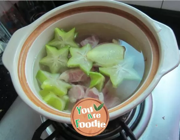 Carambola lean meat soup