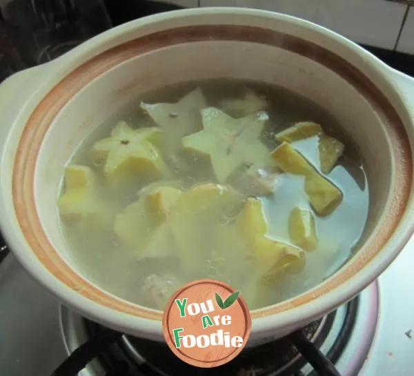 Carambola lean meat soup