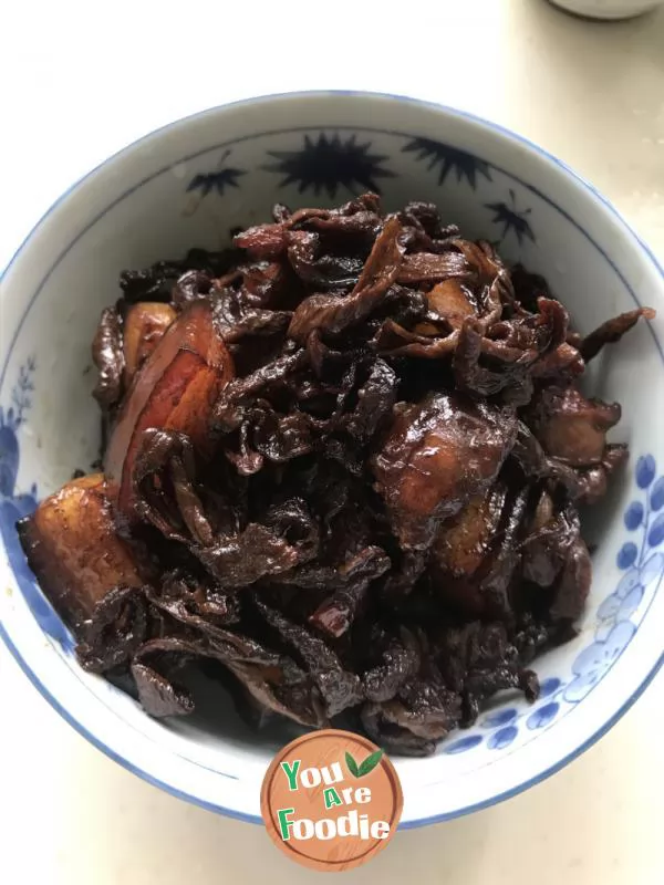 Braised pork with dried radish