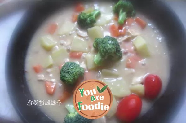 Stewed seasonal vegetables with milk flavor