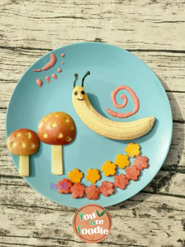 Lovely banana snail