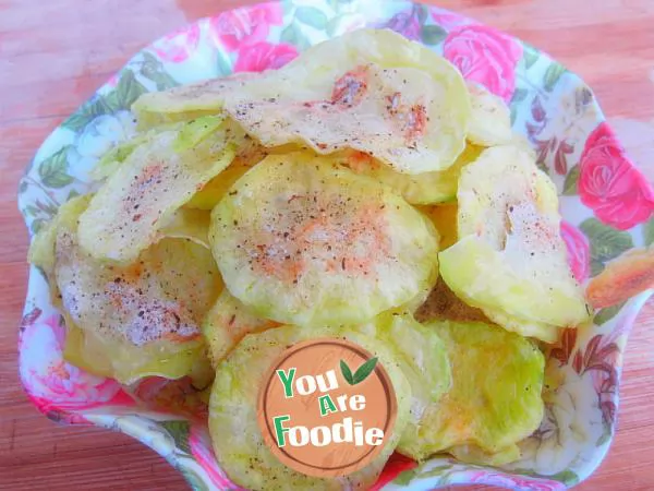 Salt and pepper potato chips