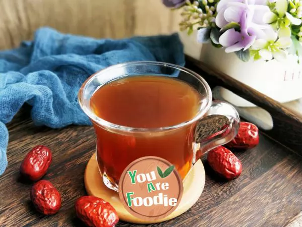 Brown-sugar-ginger-jujube-tea