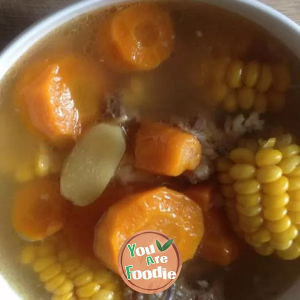 Corn-and-carrot-big-bone-soup