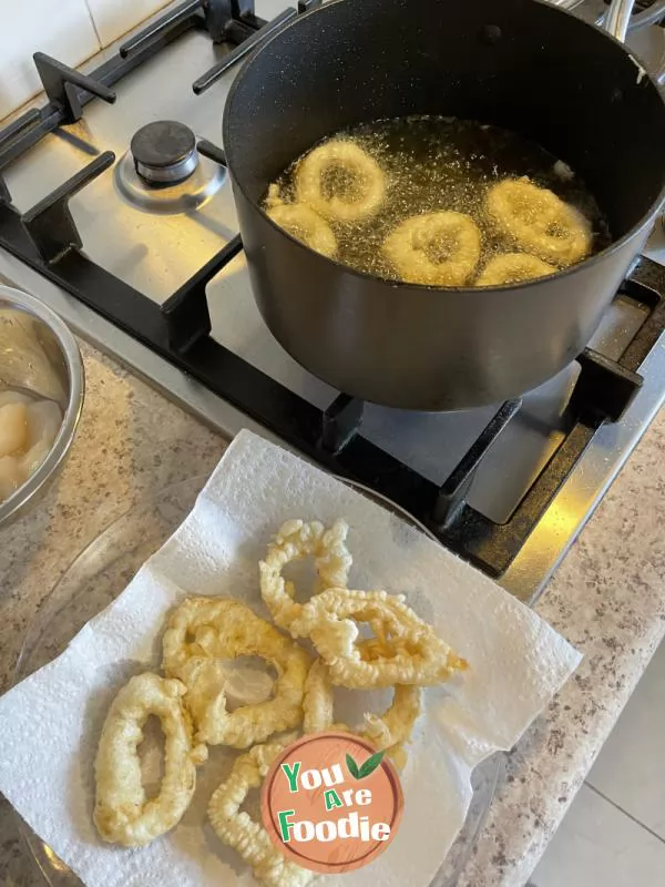 Deep fried squid circle - bubble water paste version