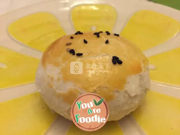 Lotus seed yolk moon cake