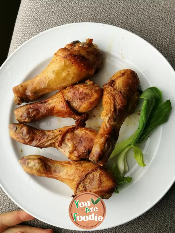 Roasted-chicken-leg-with-cumin-in-oven