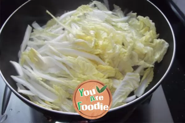 Stir fried baby cabbage with spicy sauce