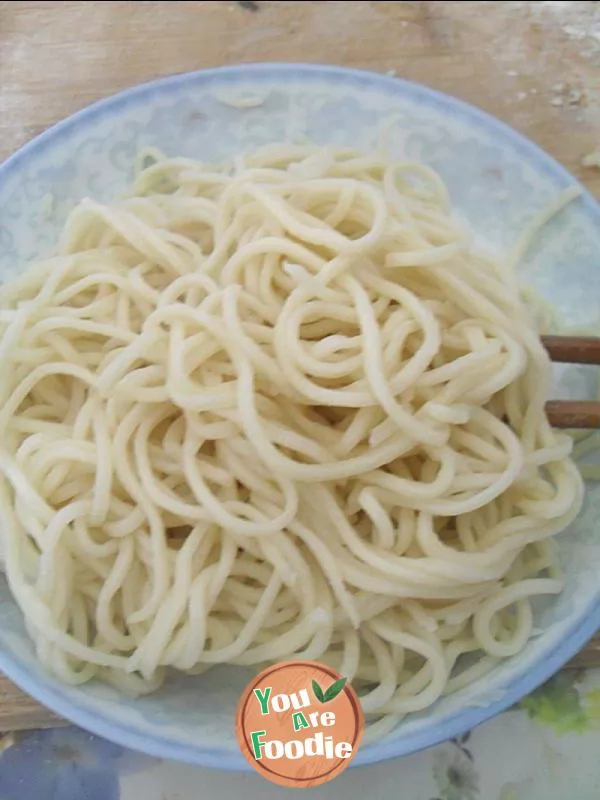 Alternative ways to eat hot and dry noodles