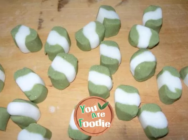 Jade crystal shrimp dumplings