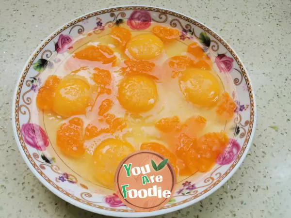 When children's day comes, make Xiao Bao's favorite orange slice eggs