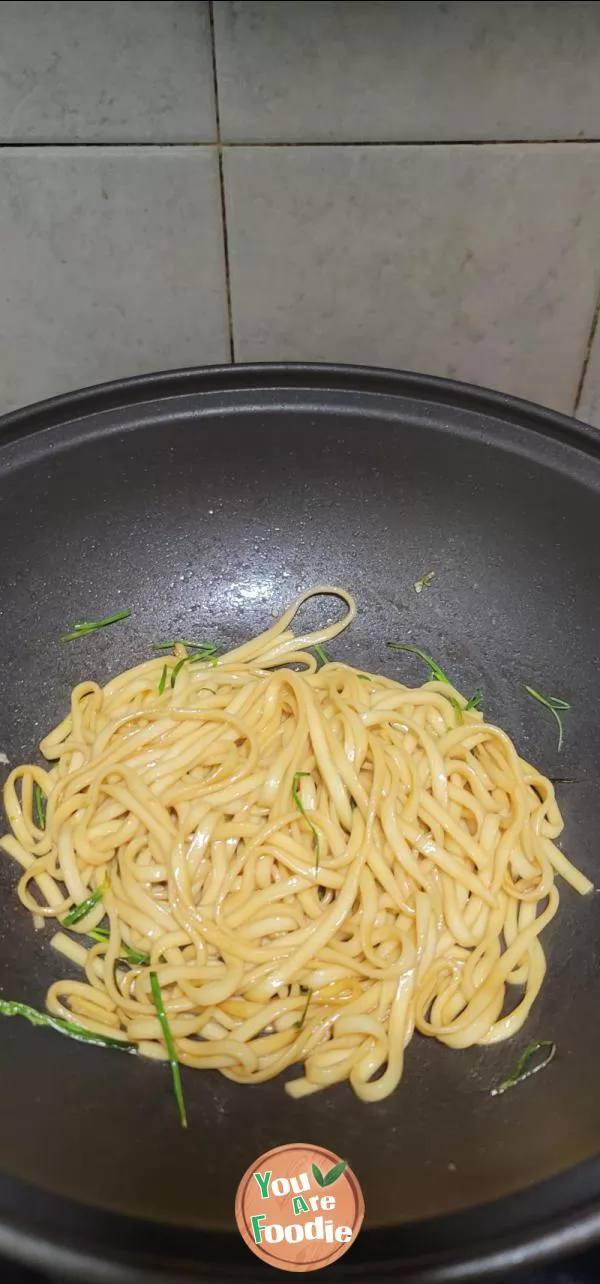 Fried flat noodles with scallion oil