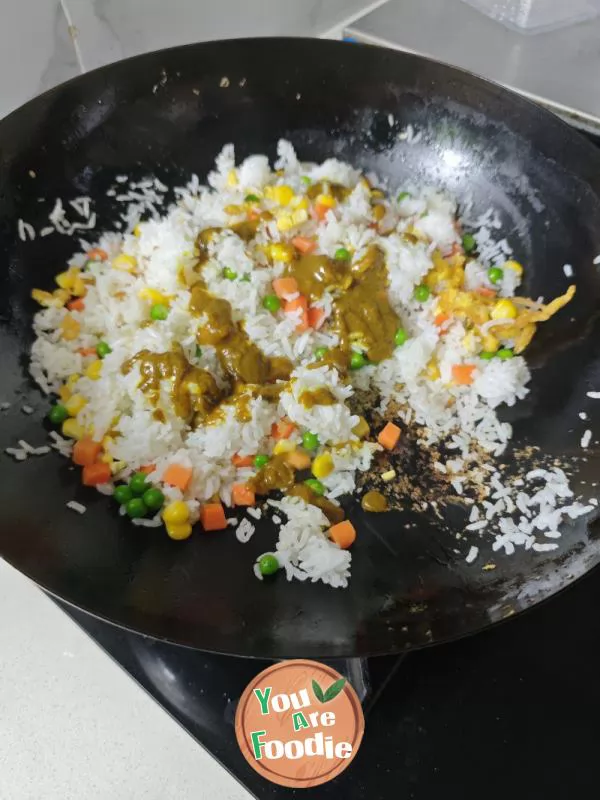 Pineapple Curry Fried Rice