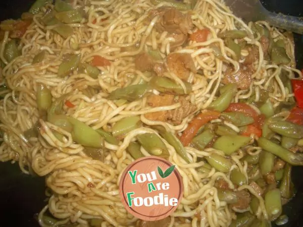 Large portion version -- home style braised noodles