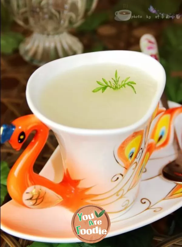 Eating three treasures of winter --- ice sugar white radish juice