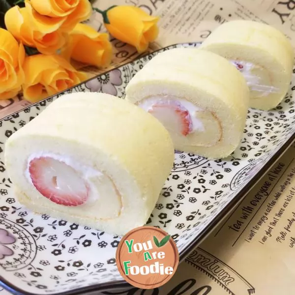 Strawberry cake roll