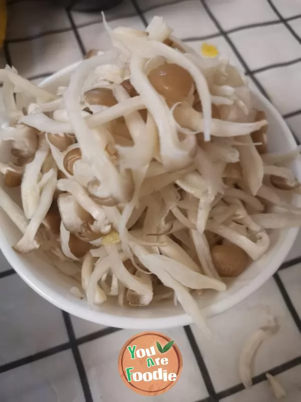 Mushroom and tofu soup