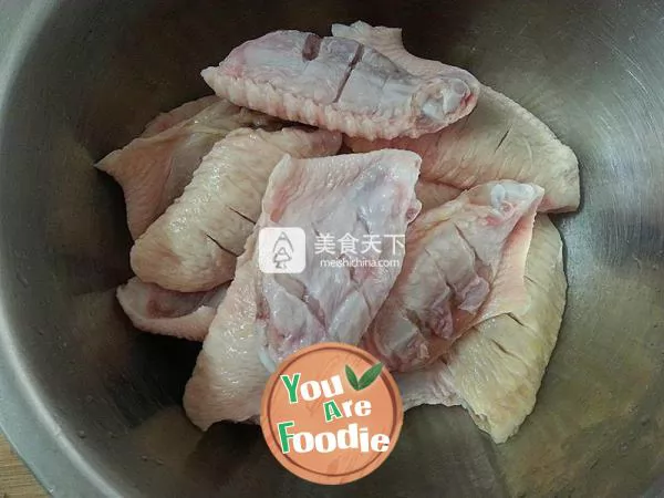 Chicken wings stewing pot (Taji pot version)