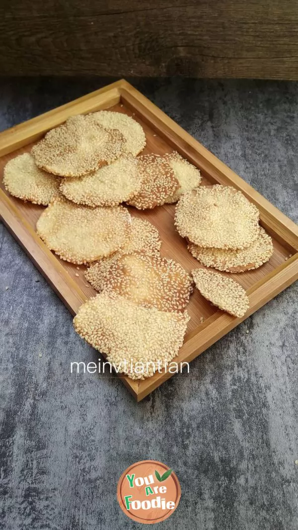 Sesame and sweet potato crispy