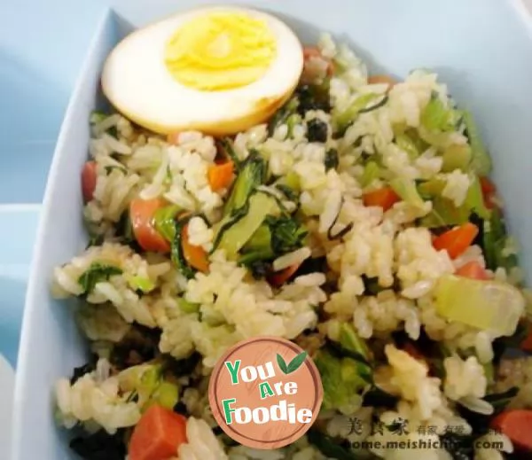 Fried-rice-with-marinated-eggs-and-vegetables