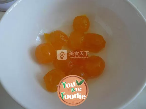 Egg yolk crispy with bean paste