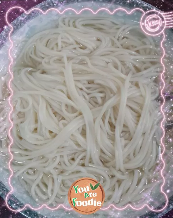 Mushroom noodles