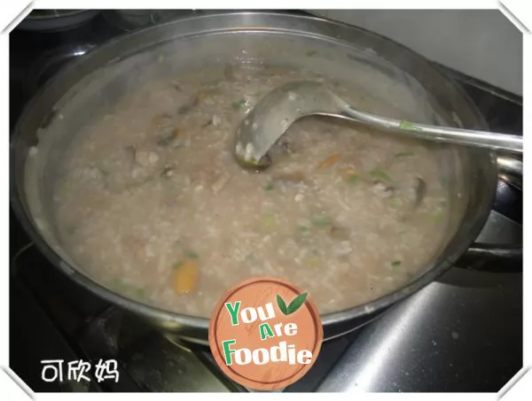 Nutritious and delicious eel porridge