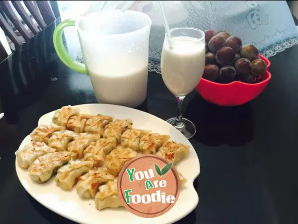 Peanut soybean milk
