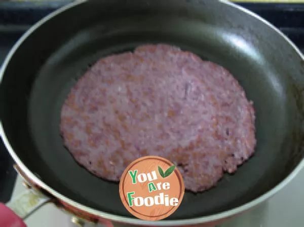 [tempting your taste buds] purple cabbage egg cake