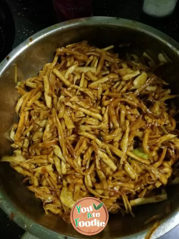 Dried radish with soy sauce