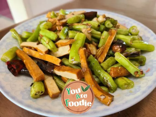 Stir fried dried tofu with green beans