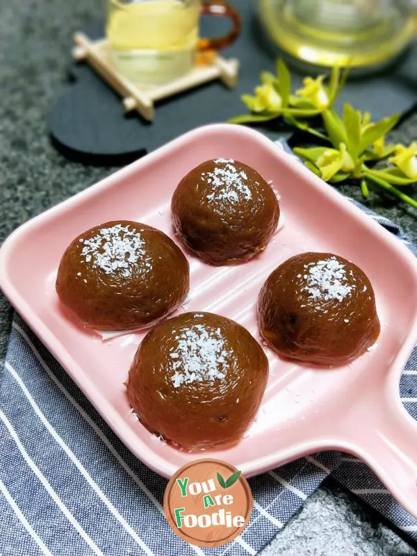 Glutinous-rice-dumplings-with-brown-sugar