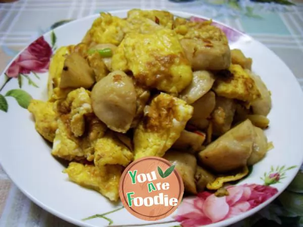 Fried-fish-balls-with-eggs