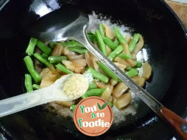 Stir fried plum beans with dried radish