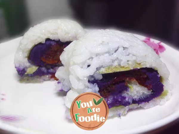 Purple sweet potato glutinous rice rolls