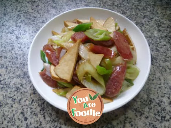 Fried scallion with dried sausage