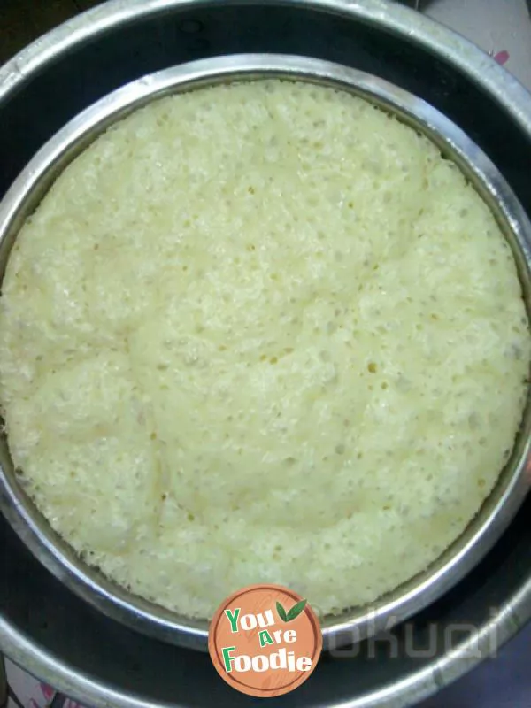 You can make rice cake without touching flour