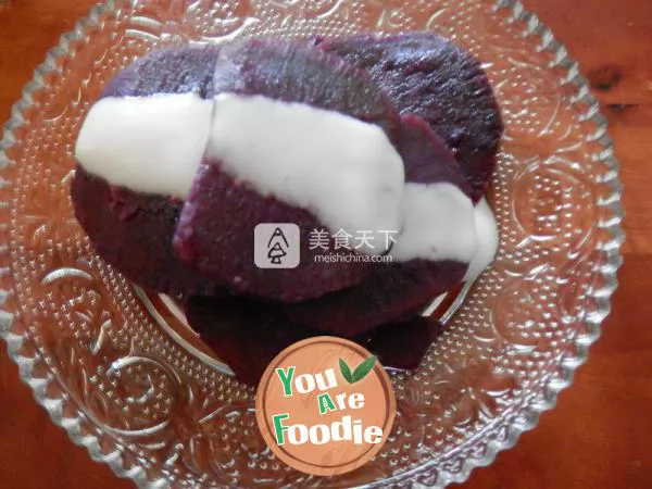 Purple potato yogurt