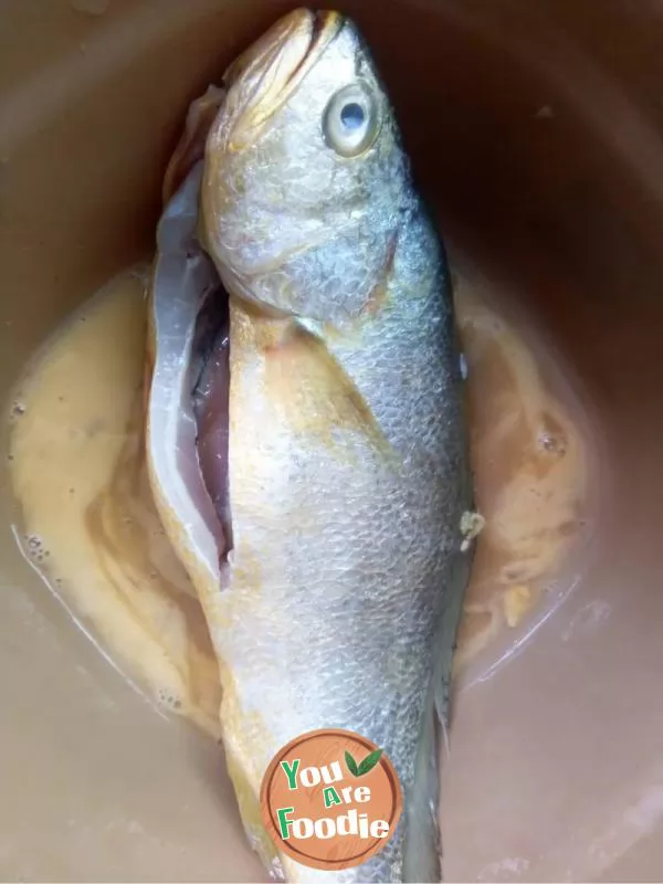 Braised yellow croaker