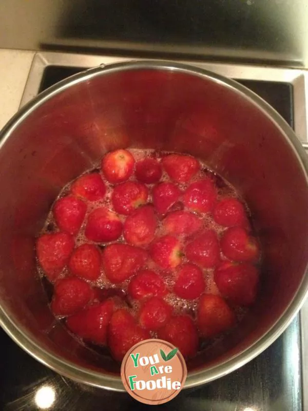 Strawberry jam 