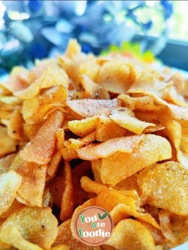 Potato chips (barbecue flavor)