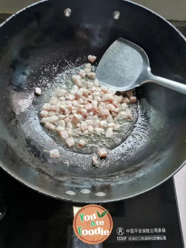 Fried long beans with diced meat