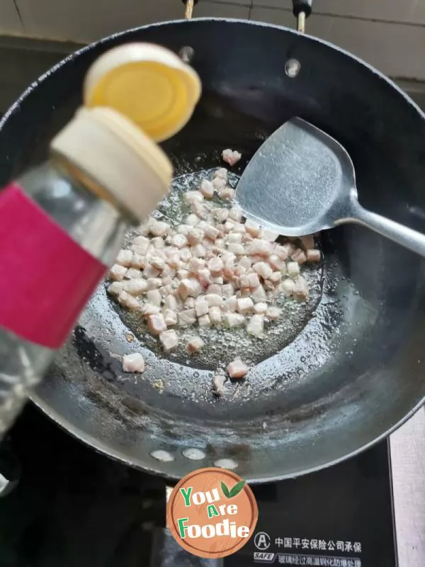 Fried long beans with diced meat