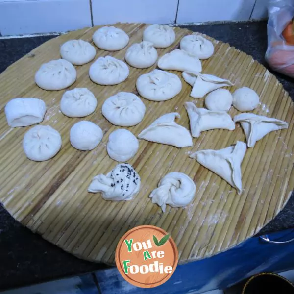 One pot of fancy pasta (steamed bread, steamed buns, sugar triangle, and flower rolls)