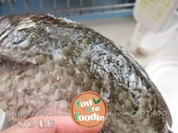 Classic Hunan cuisine -- dry pot crucian carp