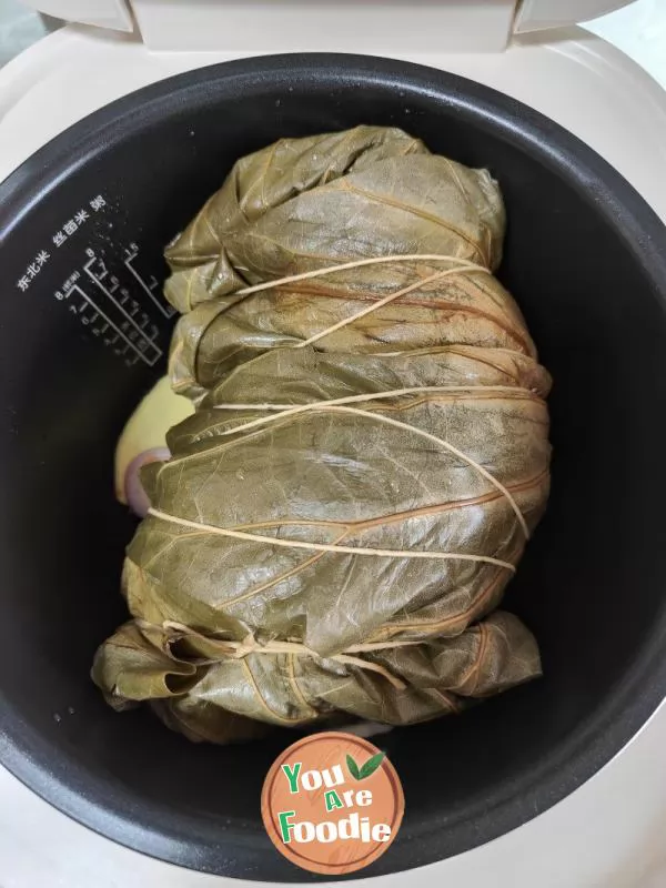 Lotus leaf chicken