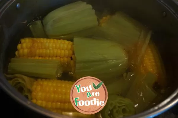 Cook corn skillfully